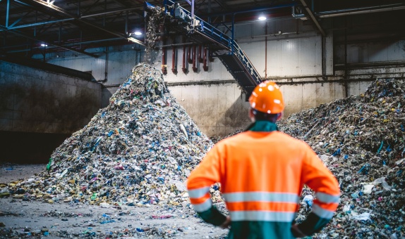 Atık Yönetim Sorumlusu Firmalar Hakkında Taslak Yönetmeliği Değerlendirme Raporu Atık Yönetim Sorumlusu Firmalar Hakkında Taslak Yönetmeliği Değerlendirme Raporu