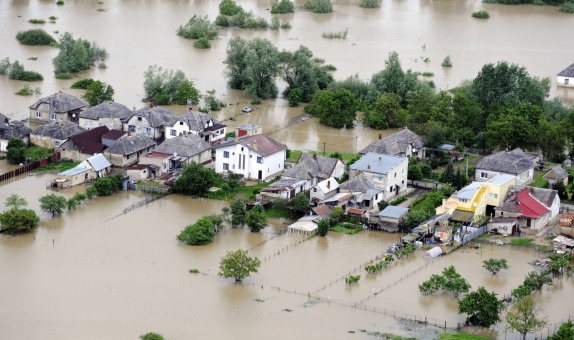 Daha Yoğun Sel, Sanitasyon Hedeflerini Geri Almakla Tehdit Ediyor
