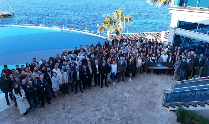 Polat Makina 'Çevik Dönüşüm' Eksenli Yeni Vizyon ve Stratejileri ile 2024'e İddialı Başladı Polat Makina 'Çevik Dönüşüm' Eksenli Yeni Vizyon ve Stratejileri ile 2024'e İddialı Başladı