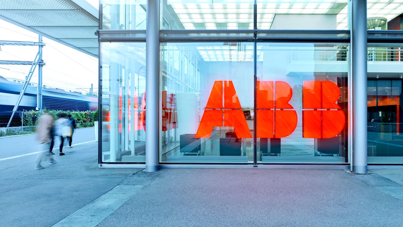 ABB, Rotork'u Bünyesine Katarak Otomasyon Alanındaki Kabiliyetlerini    Güçlendiriyor