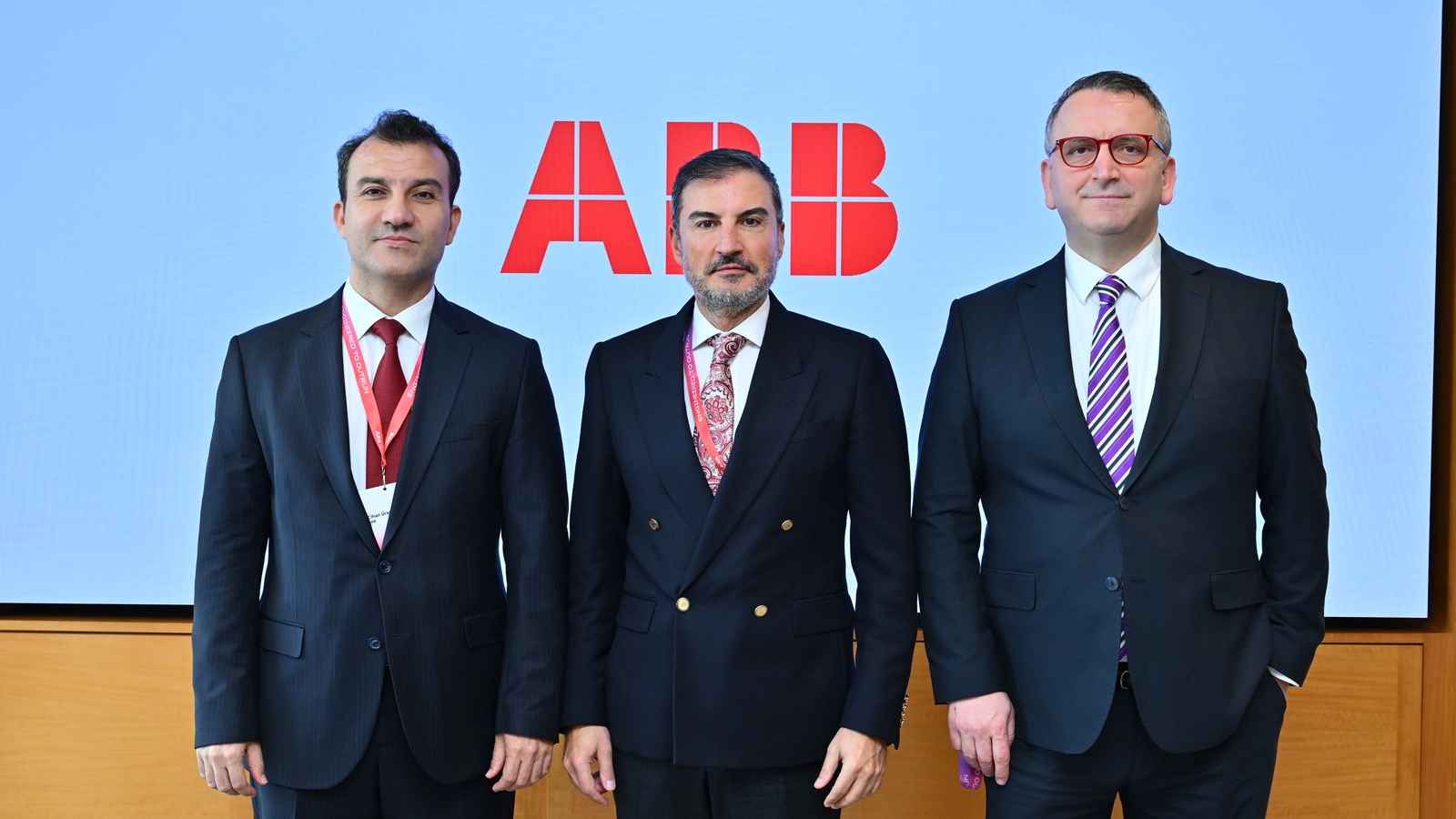 ABB, Yarının Akıllı Enerji Altyapısını Bugünden İnşa Ediyor ABB, Yarının Akıllı Enerji Altyapısını Bugünden İnşa Ediyor