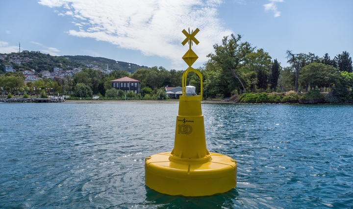 İstanbul Boğazı'ndaki Deniz Çayırları Şamandıralarla Korunacak