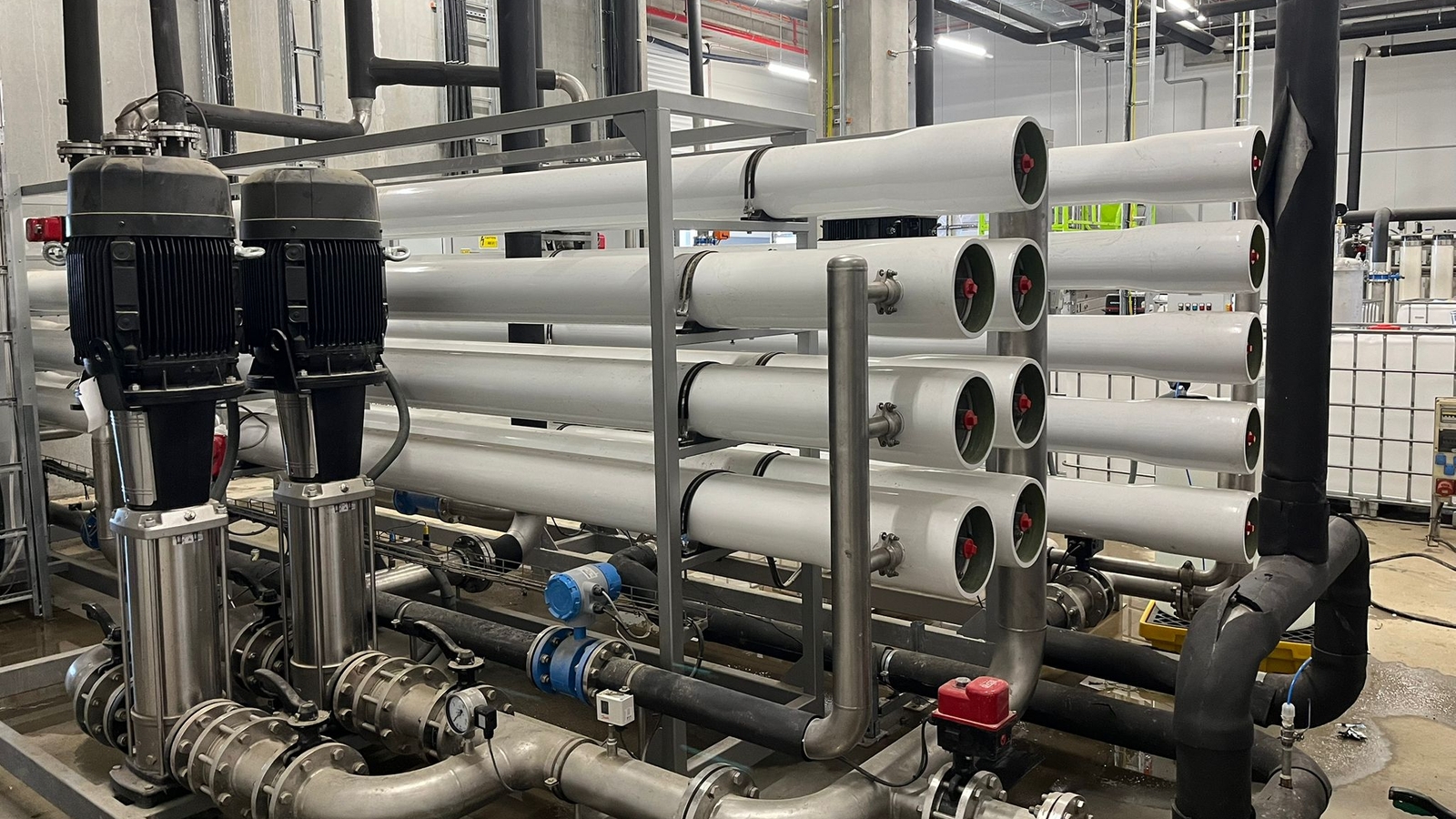 Meta Mühendislik Macaristan'daki Ultra Saf Su Üretim Projesini Tamamladı Meta Mühendislik Macaristan'daki Ultra Saf Su Üretim Projesini Tamamladı