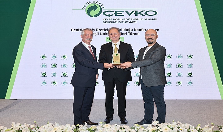 Su ve Çevre Dergisi "Yeşil Nokta Basın Ödülü"ne Layık Görüldü Su ve Çevre Dergisi "Yeşil Nokta Basın Ödülü"ne Layık Görüldü