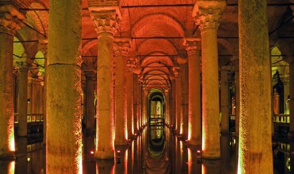 İstanbul'un Tarihsel Gelişimi İçinde Yağmur Suyu Yönetimi
