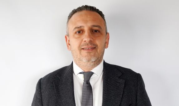 Polat Makina Satış ve Pazarlama Direktörü Çağlar Alpay: Maksimum Performansı En Düşük Enerji ile Sunmaktayız Polat Makina Satış ve Pazarlama Direktörü Çağlar Alpay: Maksimum Performansı En Düşük Enerji ile Sunmaktayız