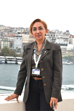 Marmara Belediyeler Birliği Çevre Yönetim Merkezi Direktörü Aynur Acar: 'Sanayiciler Sorumluluklarından Kaçamaz' Marmara Belediyeler Birliği Çevre Yönetim Merkezi Direktörü Aynur Acar: 'Sanayiciler Sorumluluklarından Kaçamaz'